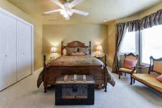 FAMILY REUNIONS Breathaking Lakefront Private Resort FREE DOCK CANOE KAYAK - 3