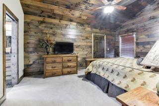 WaterMill Cove Resort Lakefront Lodge By Silver Dollar City 2 POOLS Dock - Branson - 1