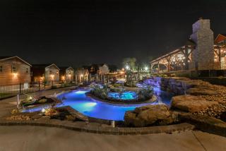 WaterMill Cove Resort Lakefront Lodge 8Bed 8BA FREE Amenities 2 miles to SDC - Branson - 1