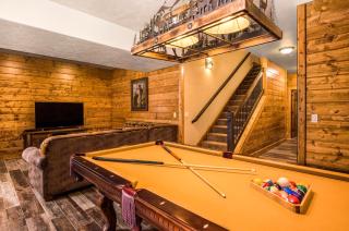 WaterMill Cove Resort LUXURY 8Bed 8BA Lakefront Lodge HUGE POOL 2 miles to SDC MiniGolf - Branson - 0