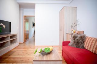 Hotel Restaurant Thadeushof - Techelsberg am Worthersee - 1