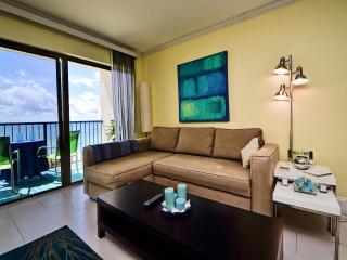 Ocean Sands 504 Beachfront Studio Condo - St Pete Beach - 4