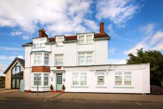 Seaviews, hot tub & sauna, beach access right opposite house - Mundesley - 7