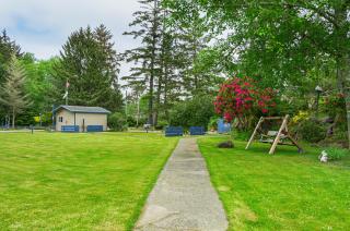 Long beach Camping Resort Yurt 9 - Oceanview - 8