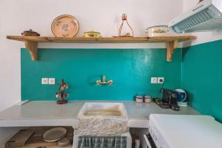 Ailouros Scenic Guest Houses - Skhoinoussa - 3
