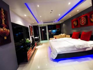 Absolute Bangla R305 - Patong Beach - 0