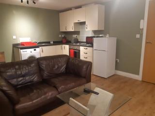 Yarmouth Apartments, Street Permit Parking, Close To Everything, Beach, Pier, Free WIFI - Great Yarmouth - 4
