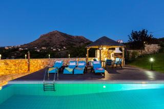 Ekaterini Vip Villa - Plaka - 1