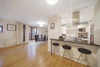 2 Bed Chic Apartment near Shoreditch & Liverpool St FREE WIFI & PARKING by City Stay Aparts London - Londra - 6