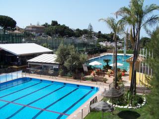 Apartamento con 3 piscinas vistas al Mar - 4