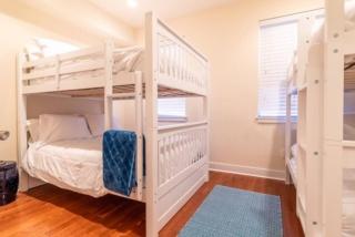 Beautiful Lux 4 Bedroom*Near PENN/CHOP*Roof Deck - Philadelphia - 2