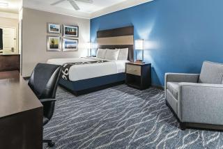 La Quinta by Wyndham Phoenix I-10 West - 3
