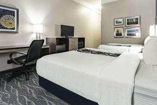 La Quinta by Wyndham Phoenix I-10 West - 2