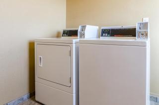 Cobblestone Hotel & Suites - Killdeer - Killdeer - 4