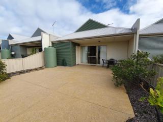 Seafront Unit 25 - Jurien Bay - 2