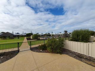 Seafront Unit 25 - Jurien Bay - 4