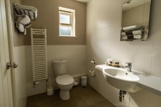 Donington Park Farmhouse Hotel - Castle Donington - 1