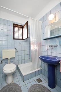 Apartments by the sea Pirovac, Sibenik - 6447 - 6