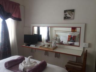Hae Bed and Breakfast - Leribe - 9