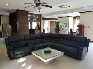 ViewPoint Villa - Kathu - 8