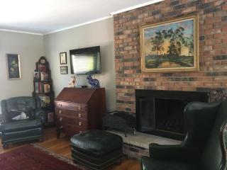 Derinda House - Elizabeth - 3