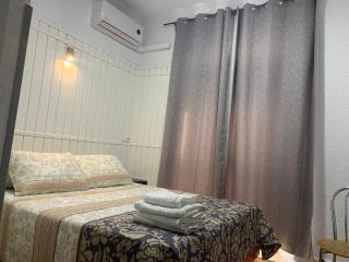Hostal Alcobia - Sevilla - 0