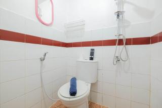New Furnished 2BR Apartment Mutiara Bekasi By Travelio - Bekasi - 5