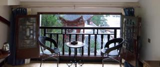 Fenghuang Tujia Ethnic Minority River View Hotel - 2