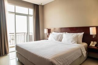 Karlita Hotel Tegal - 8