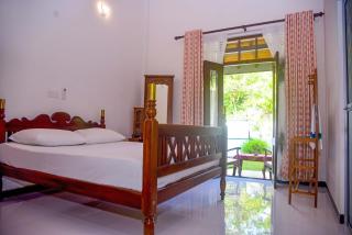 City Beach Apartment - Bentota - 1