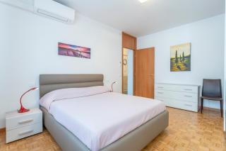Udine Palazzo d'Aronco Modern Apartment - Udine - 5