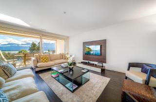 Luxury Apartment Lake View & Center of Montreux by GuestLee - Montreux - 5