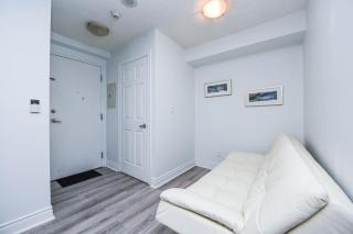 PlanURstay - Luxury 1BR Condo with City View - 2