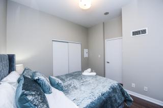PlanURstay- Mississauga Downtown Square One Shopping Centre - Mississauga - 4