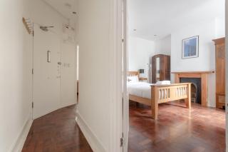 Modern 2 Bedroom flat in Central London - 8