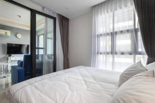 PALMYRAH SURIN, MODERN 1BR with Terrace, 150 meters to Surin Beach - Surin Beach - 2