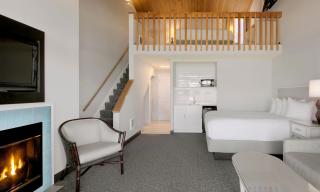 Hallmark Resort - Newport - 6