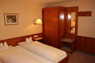 Hotel Waldblick BSR Garten mit Pavillons im Schwarzwald, ideal für Paare, Familien, Hunde - 3