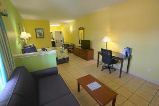 Plantation Suites and Conference Center - 8