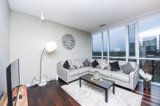 PlanURstay- Mississauga Downtown Square One Shopping Centre - Mississauga - 7