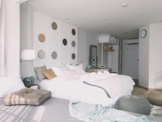 Stay in Style at Nimman R918 - 2