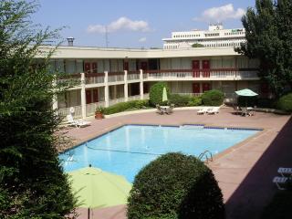 Trade Winds Central Inn - Tulsa - 0
