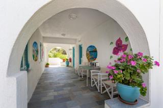 Ragousis Apartments - Parikia - 1