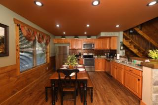 Misty Mountainside chalet - Gatlinburg - 2