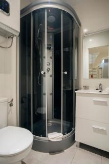 HOMEABOUT RETIRO Apartment II - Madrid - 9
