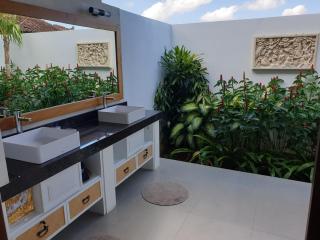 Villa Dimaya - 1