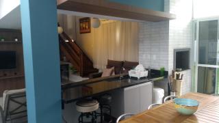 Casa com piscina - 1