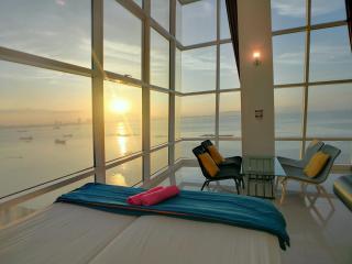 Maritime Suites by Comfy - 3