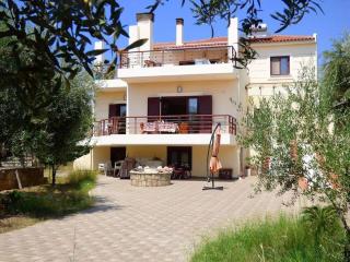 Avia, house with privillaged view, 100 meters from the sea - 8