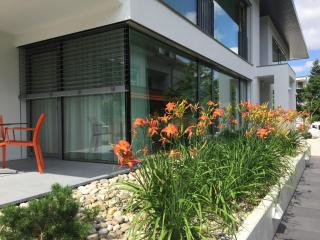 Lumina Apartments - 5